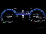 【12.3インチTFTカラーマルチインフォメーションディスプレイ】4つのテイストと3つのレイアウトの中から、好みに合わせて表示の変更が可能です。