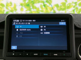 お気に入りの音楽をハイクオリティで楽しめます。様々なメディアに対応し、快適なカーライフを演出します。