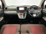 【インパネ】運転のしやすさを最優先に設計された見晴らしの良いフロントビュー。車両間隔が掴みやすく狭い道でも安心♪「安全」と「品質」を最優先に、安心してお乗りいただけるクルマを提供いたします。