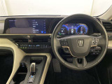 ハンドルは軽やかに回り、気持ちよく運転ができます。