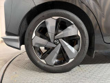 タイヤサイズは205/50R17です♪