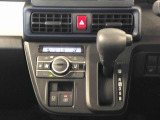 温度を設定すれば、自動で車内の温度管理をしてくれる優れものです♪ATミッションで運転楽々