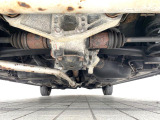 お車を安心してお乗りいただく為には、足回りの定期点検が欠かせません。サービスサポート(有償保証)では無料点検もご提供しており、安心のカーライフをお過ごしいただけるサポート体制が整っています。