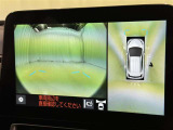 【フロントカメラ】運転席に座った状態で死角になりやすいクルマの前の様子まで確認でき安全ですね♪