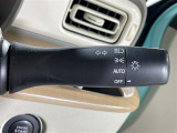 【オートライト(AUTO)】外の明るさをシステムが感知して、自動でヘッドライトが点灯します!ヘッドライトをつけ忘れを防ぐ便利機能です。