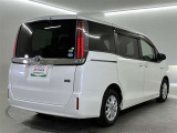 お支払い方法はご相談下さい。分割払い、残価設定型の分割払いも可能です。ご希望のお車があってもご予算がという方もお気軽にどうぞ。車に関する事柄は当店にすべてお任せ下さい。 月曜定休、営業時間AM9:40