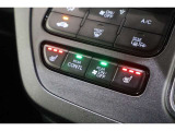 シートヒーター装備付き車!!座席に埋め込まれた電熱線によりシートを暖めることが出来る装備で、温められたシートは、寒い冬には最適です!!