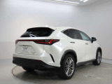 CPO(認定中古車)ははの内外装の手入れを施し、納車前に12品目の部品交換と90項目以上の点検・整備を独自の基準に基づき実施。