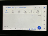 直感的な操作で、スムーズな目的地設定が可能です。お気に入りの音楽を楽しみながら、快適なドライブをサポートします。情報満載の画面で、安全運転を支援します。
