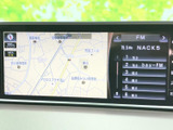 見やすい地図表示で、目的地までのルートをしっかり確認できます。スムーズな道案内で、初めての場所でも安心です。