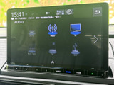 お気に入りの音楽やラジオを楽しめるオーディオ機能。ドライブの時間をより豊かに彩ります。多彩な音源に対応しています。