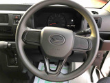 運転中も見やすいメーター。