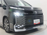 高輝度で点灯速度が速く、しかも消費電力の少ないLEDヘッドライトが装備されています!LEDの明るい光が走行中の視界の確保をサポートして、夜のドライブがより楽しく安全に運転できます♪