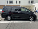 おひとり、恋人、ご友人、ご家族など、少人数でも大人数でもお出かけが楽しめます。この車で楽しいドライビングライフを送りましょう♪