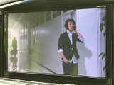 停車中にテレビや映像を楽しめる機能。休憩時間などにリラックスできます。後部座席での移動時間を快適に過ごせるでしょう。