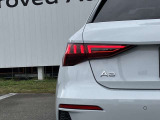 LEDテールライト&シーケンシャルウインカー 装備
