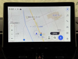ディスプレイオーディオを装備。スマホとクルマをつなぐことで、これまでのナビに加えて、いろんなサービスが楽しめます。