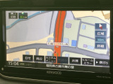 目的地までスムーズに導いてくれるナビゲーションシステム。高精細な地図表示で、初めての道でも安心してお出かけいただけます。
