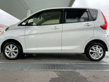 ドアバイザー付の車両です