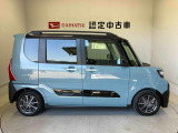 車両右側面からの写真になります。車をご覧になりたい時はお気軽に最寄りの店舗へご相談下さい。