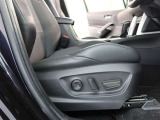 パワーシート搭載。微妙な調整が手軽にでき、ピッタリなポジションで運転することが可能です。