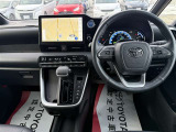 主な装備は、トヨタセーフティセンス、カーナビ、バックモニター、ETC、シートヒーター、ワンオーナー車、寒冷地仕様となっております。