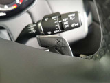 【パドルシフト】運転席から任意で、変速を自由自在に操ることができます。