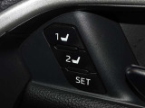 運転席のパワーシートは2名様分までメモリー機能付きです。