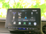 多様な入力に対応し、お好みの音楽を車内で楽しめます。Bluetooth接続でスマートフォンも簡単に連携。快適なカーライフを演出します。