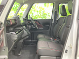 運転しやすい視認性と、操作しやすい配置が魅力です。快適なドライビングをサポートする機能が充実しています。運転の楽しさを再発見できるでしょう。