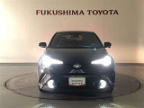 フロントタイヤ上部まで回り込む大型ヘッドランプ!1灯の光源でハイローの切替可能なBi-BeamLEDを採用!夜間の視界を確保しながら省電力に寄与!流れるウインカー「シーケンシャルターンランプ」も装備!