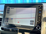 【大画面ナビ】人気の大型8インチナビを装備。存在感のある大画面はインパクト大!ナビ利用時のマップ表示は見やすく、テレビやDVDは臨場感がアップ!いつものドライブがグッと楽しくなります♪