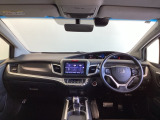 フロントガラスが大きく、ワイドな視界で運転もしやすくなるように設定されています。
