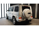 100項目にも及ぶ点検整備項目が設定されて,厳しいサービス基準に適合した充実の設備を備えたサービス工場と、メルセデス・ベンツに精通したサービススタッフが点検整備を入念に実施いたします。