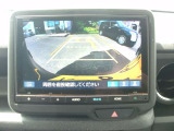 バックカメラが付いておりますので、後方確認も安心できます。