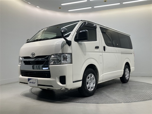 トヨタ ハイエースバン 