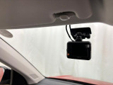 事故時の証拠となるだけでなく、危険運転の抑止力や、ヒヤリハットの記録による安全意識向上など、安全運転をサポートする機能をアピール。?