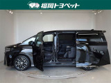 両側パワースライドドア付きだから、狭い駐車スペースなどでの 乗り降りラクラク!小さなお子さまのいるご家庭には嬉しい装備。