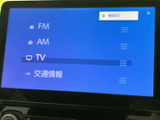ラジオやCD、USBなど、お好みの音楽ソースを楽しめます。高音質でクリアなサウンドが、ドライブをより一層盛り上げます。