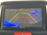 バックモニター付きで、狭い場所での駐車も安心です。ガイドライン表示で、より正確な駐車をサポートします。