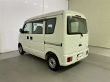 60項目5000部品が対象のトヨタディーラー保証だからこその安心。1年間走行距離無制限のロングラン保証付き!