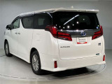 その他にも各種保険、お車の買取(T-UP)、JAF、TSカード、携帯電話などの取扱いをしております。詳しくはスタッフにお尋ねください。