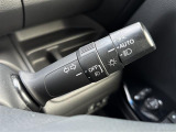 【 オートライト 】オートライトなのでライトの点け忘れを気にすることなく運転が出来ます♪//