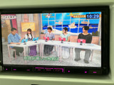 停車中にテレビや映像コンテンツを楽しめるのが魅力です。長距離移動の休憩時などに、リラックスした時間をお過ごしいただけます。快適な空間を提供します。