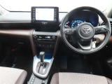 ぜひ展示車の運転席に座ってみてください。