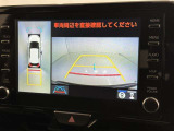 後方の見える安心をお届けするバックガイドモニター付:バックするときのアシストラインもあって楽々バック!車庫入れや縦列駐車をサポートし、苦手な駐車も安心です!今やもう手放せない装備ですネ♪