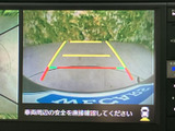 バック時の安全確認をサポートするモニターです。狭い場所でもスムーズに駐車できます。運転に自信がない方にもおすすめです。