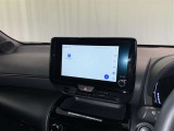 ディスプレイオーディオを装備。スマホとクルマをつなぐことで、これまでのナビに加えて、いろんなサービスが楽しめます。