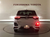 非視認性を高めた大きなランプは後続車への注意を促し、衝突の可能性の軽減に寄与します。