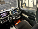 運転席画像です。ゆったりと運転出来ます★